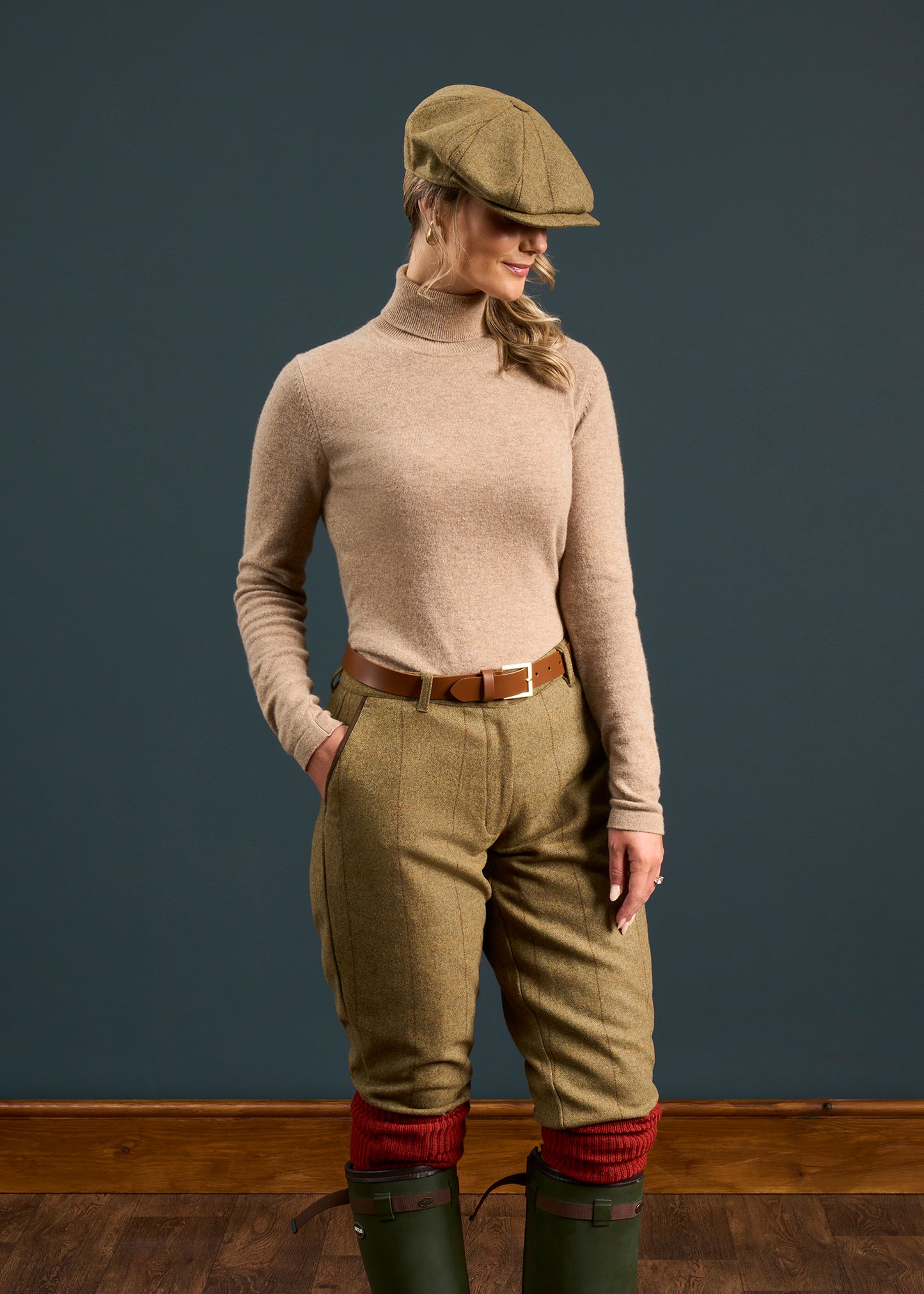 Combrook Ladies Tweed Shooting Breeks In Grove