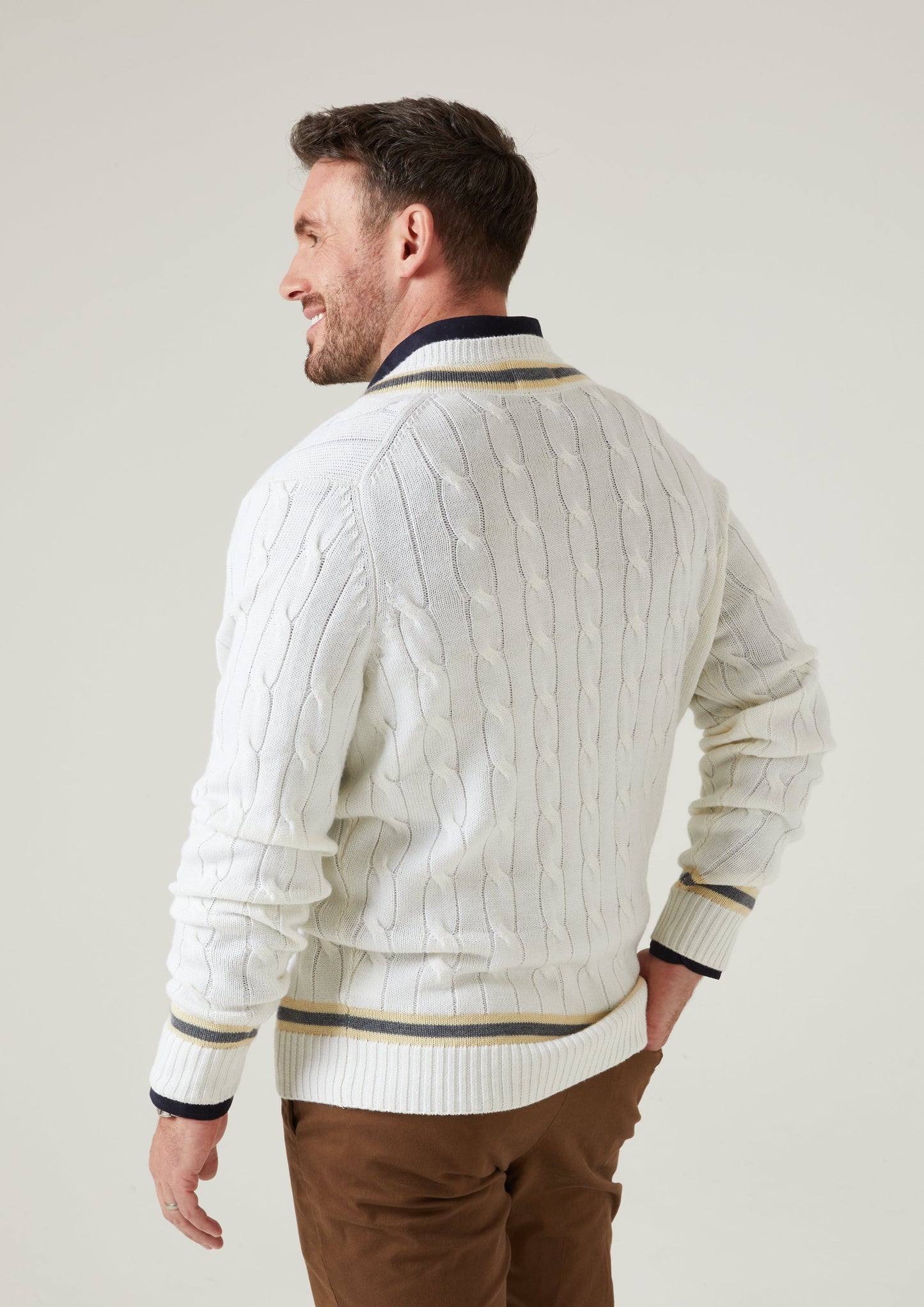 Grafton Men's Merino Wool Cable Cricket Jumper In Ecru