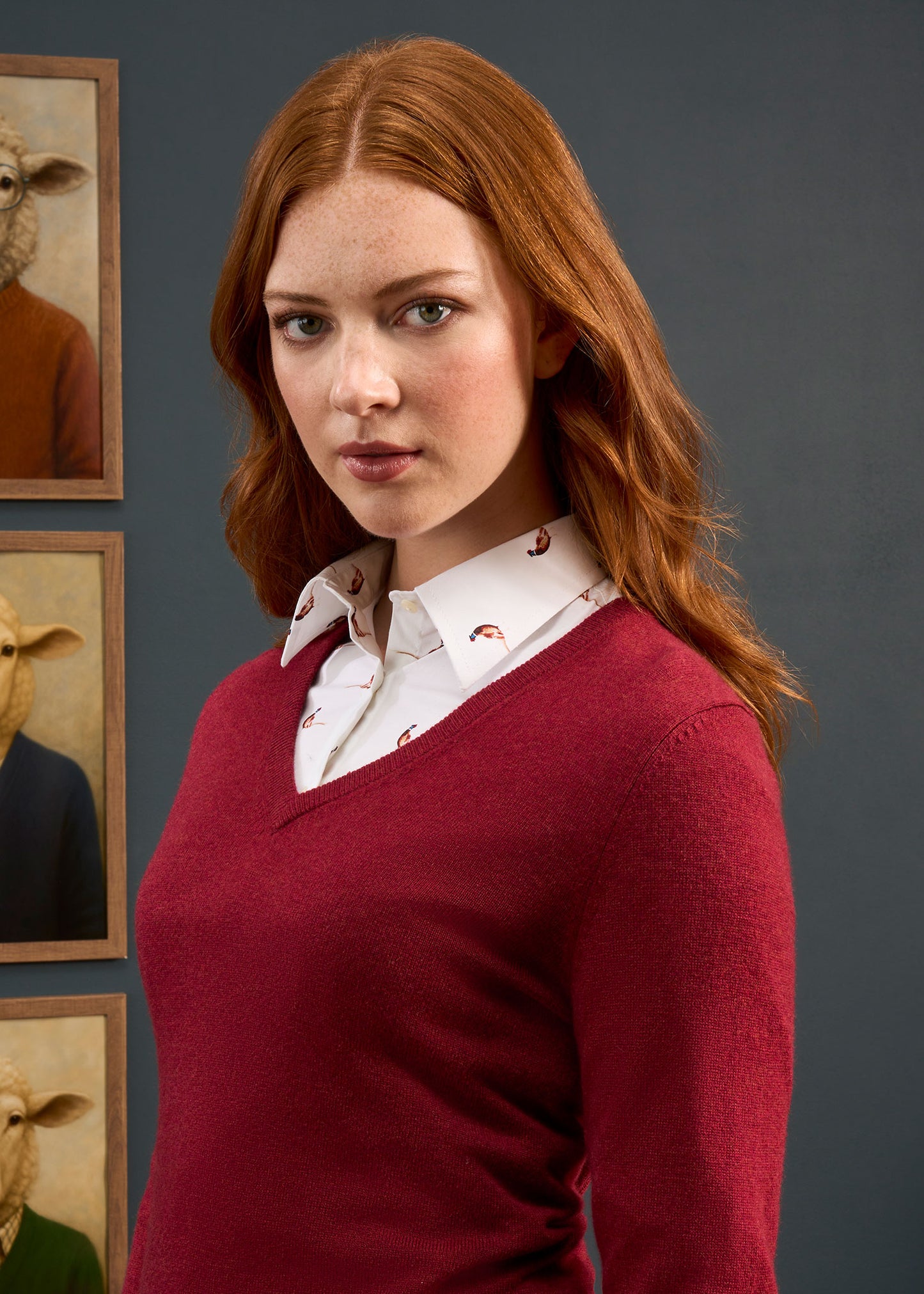 Isla Ladies Wool and Cashmere Vee Neck Jumper in Berry