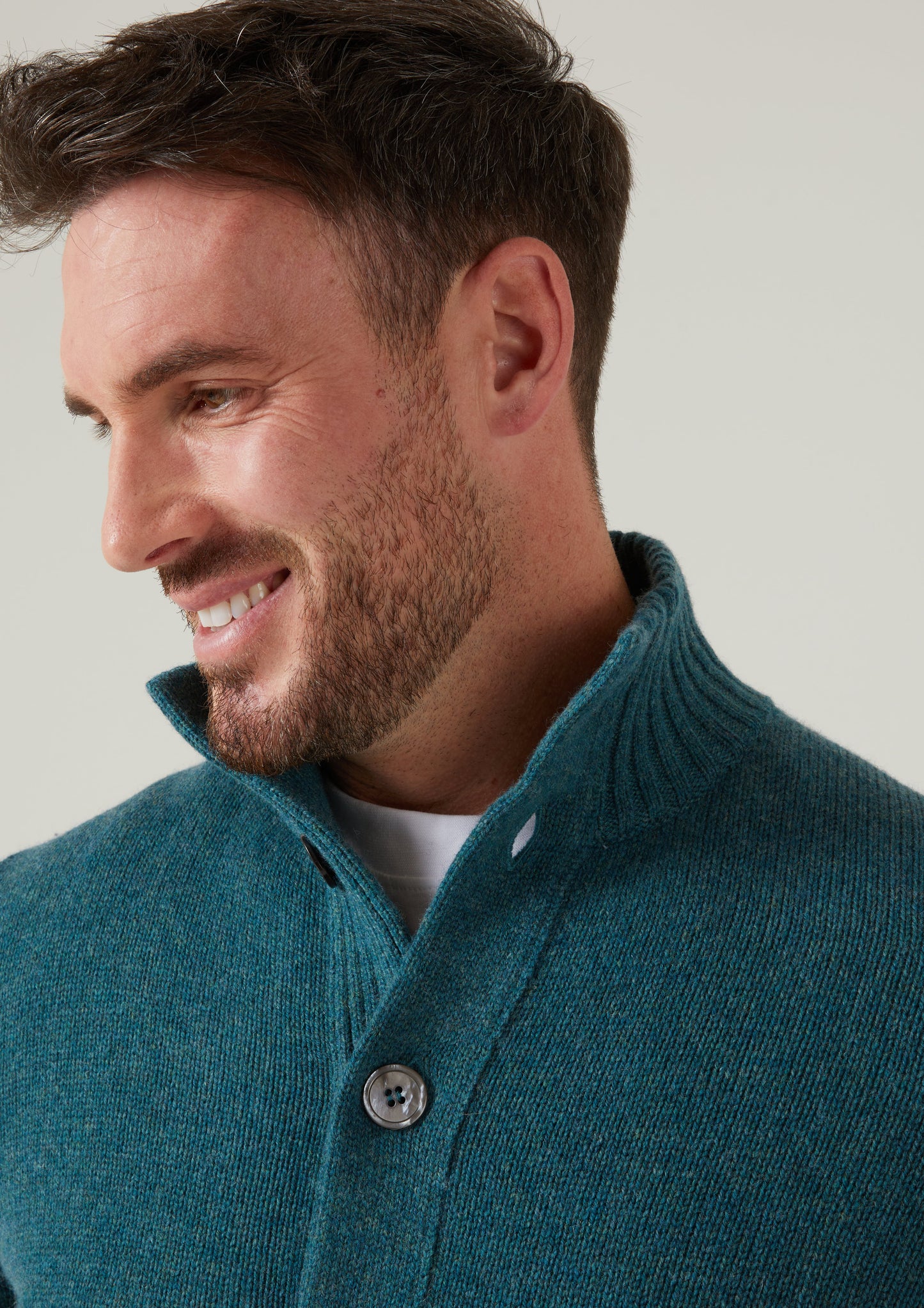 Landford Men's Lambswool Buttoned Jumper In Hunter