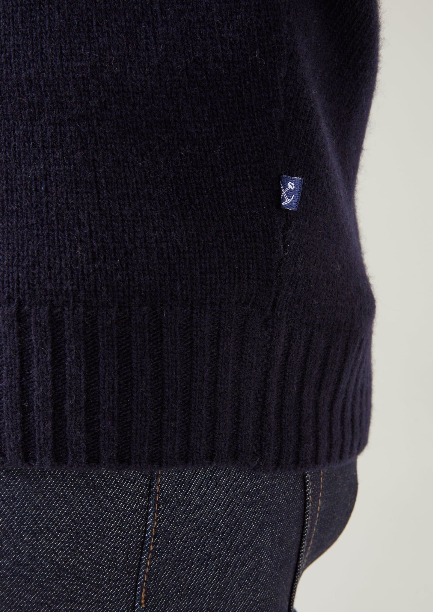Landford Men's Lambswool Buttoned Jumper In Navy