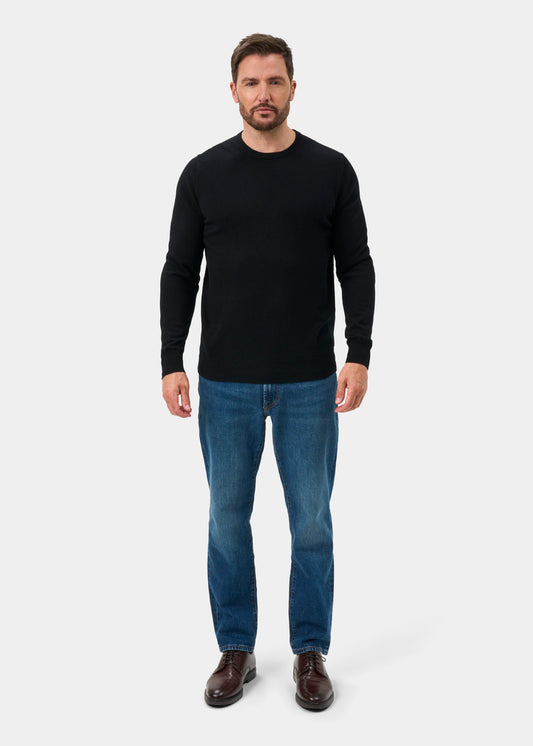 Brisbane Geelong Wool Jumper in Black - Regular Fit