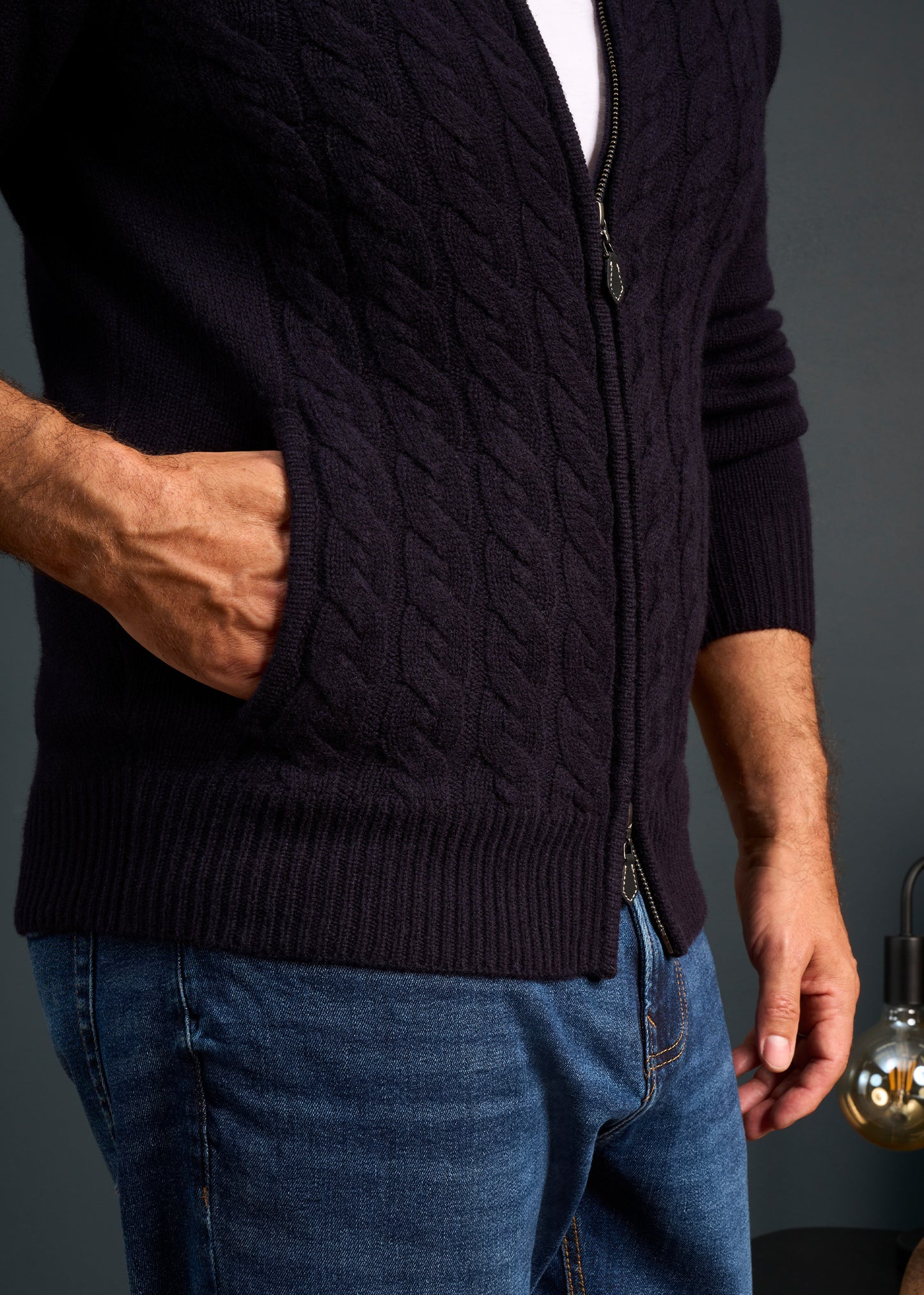 Mens-Lambswool-Cable-Front-Zip-Mock-Neck-Jumper-Navy