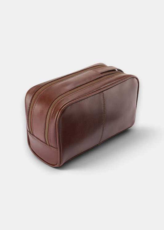 Mens Leather Wash Bag In Oak