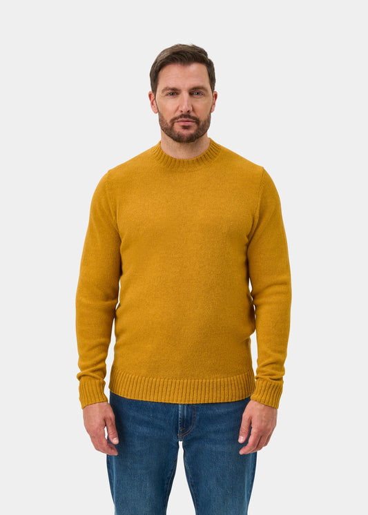 Kinnadie Supersoft Shetland Jumper In Old Gold - Regular Fit