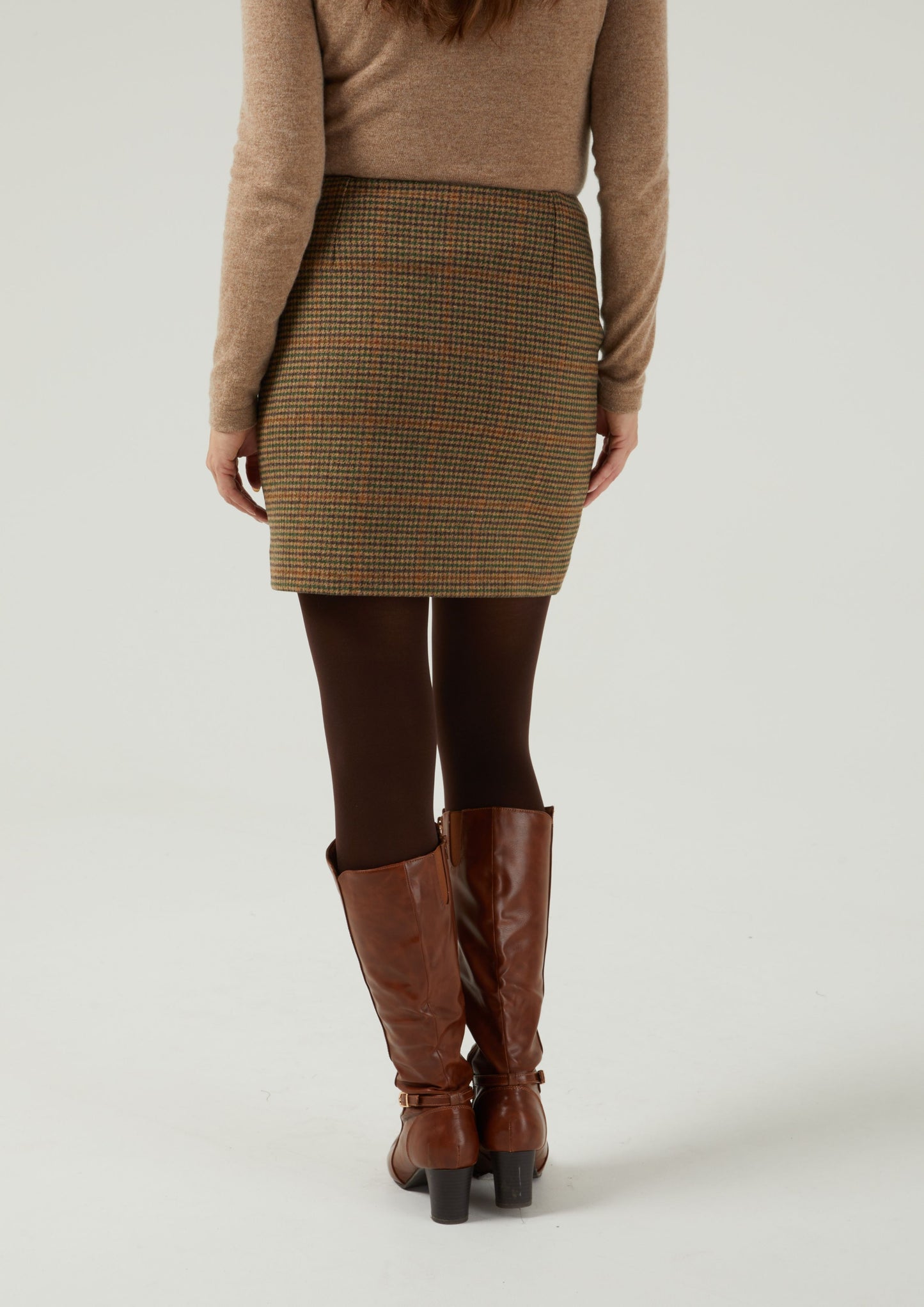 Surrey Ladies Tweed Skirt In Sycamore