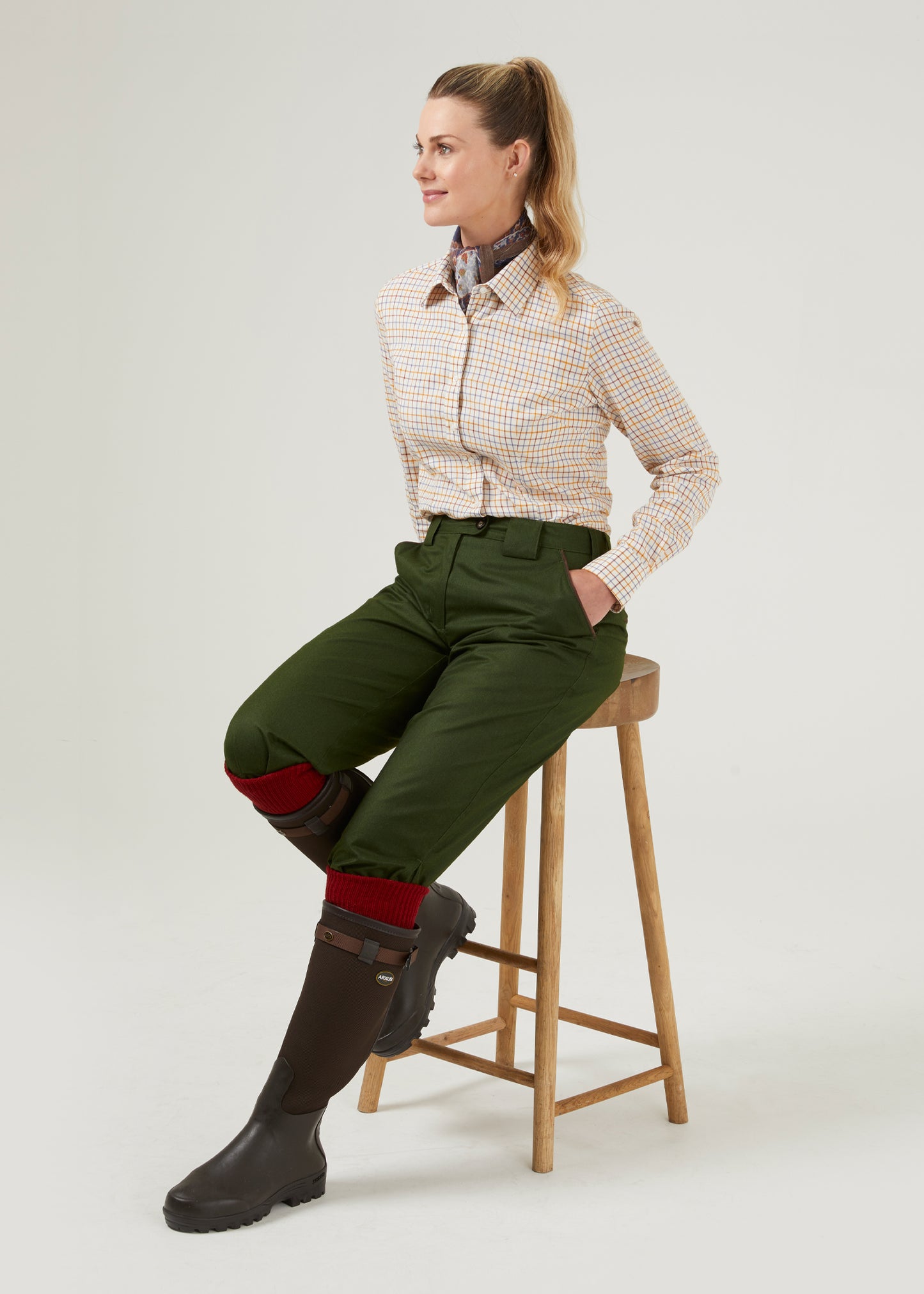 Ladies Waterproof Breeks in Pesto