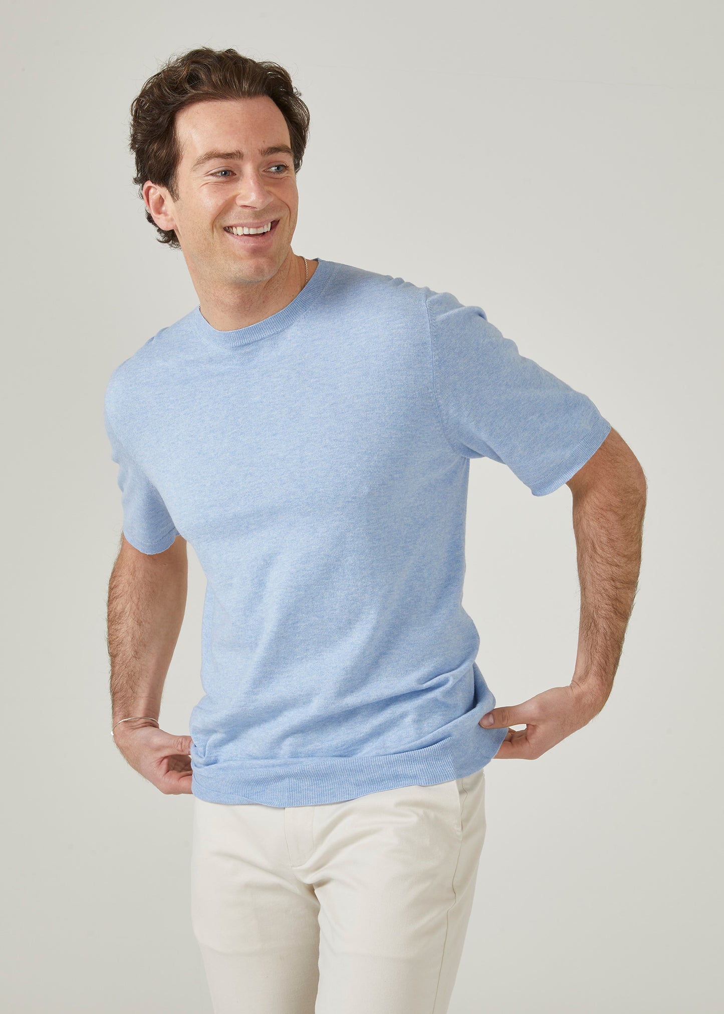 luxury cotton t-shirt with short sleeves in light blue.