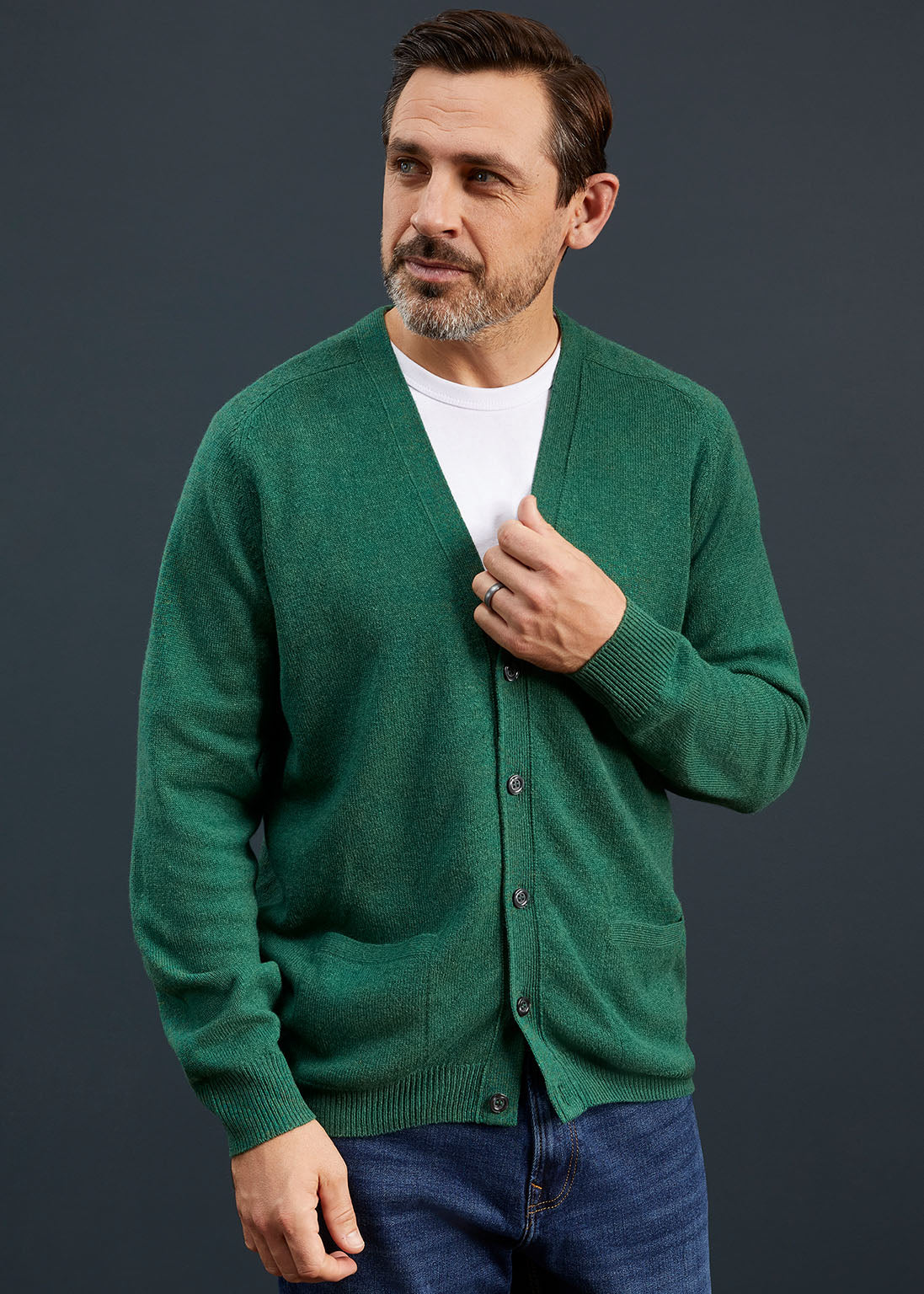 Men's Lambswool Cardigan in Forest 