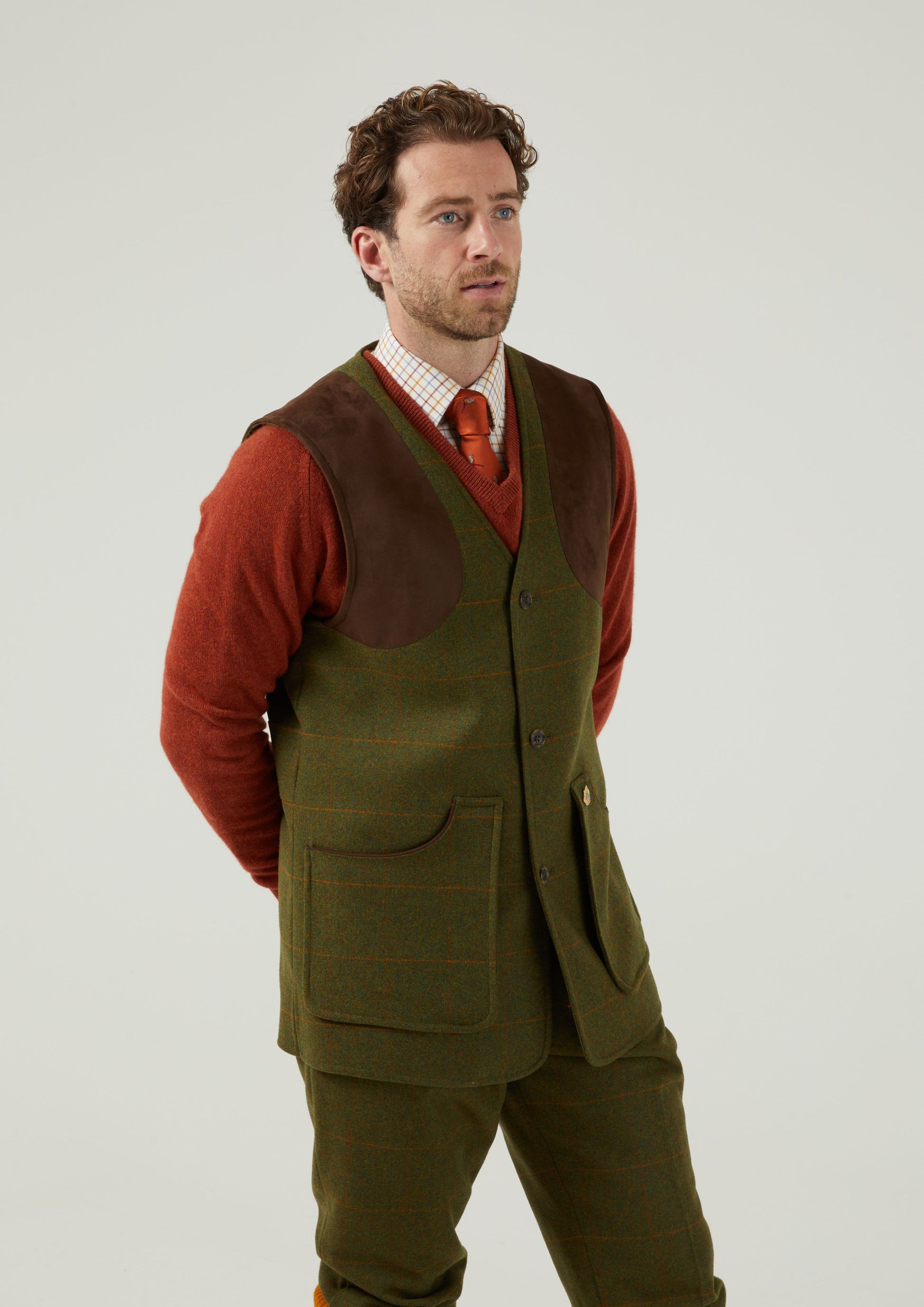 Combrook Men's Tweed Shooting Waistcoat in Maple 