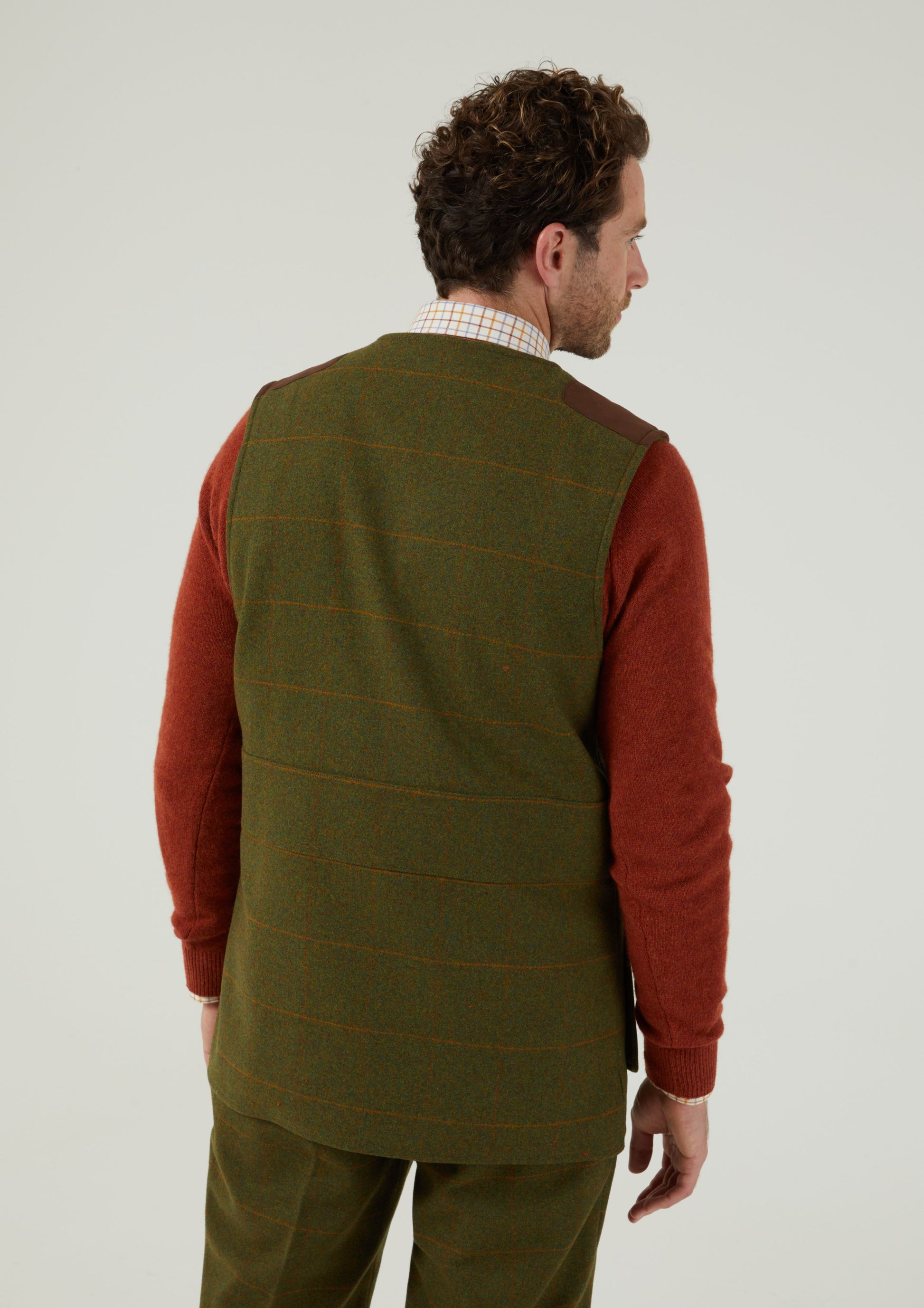 Combrook Men's Tweed Shooting Waistcoat in Maple 