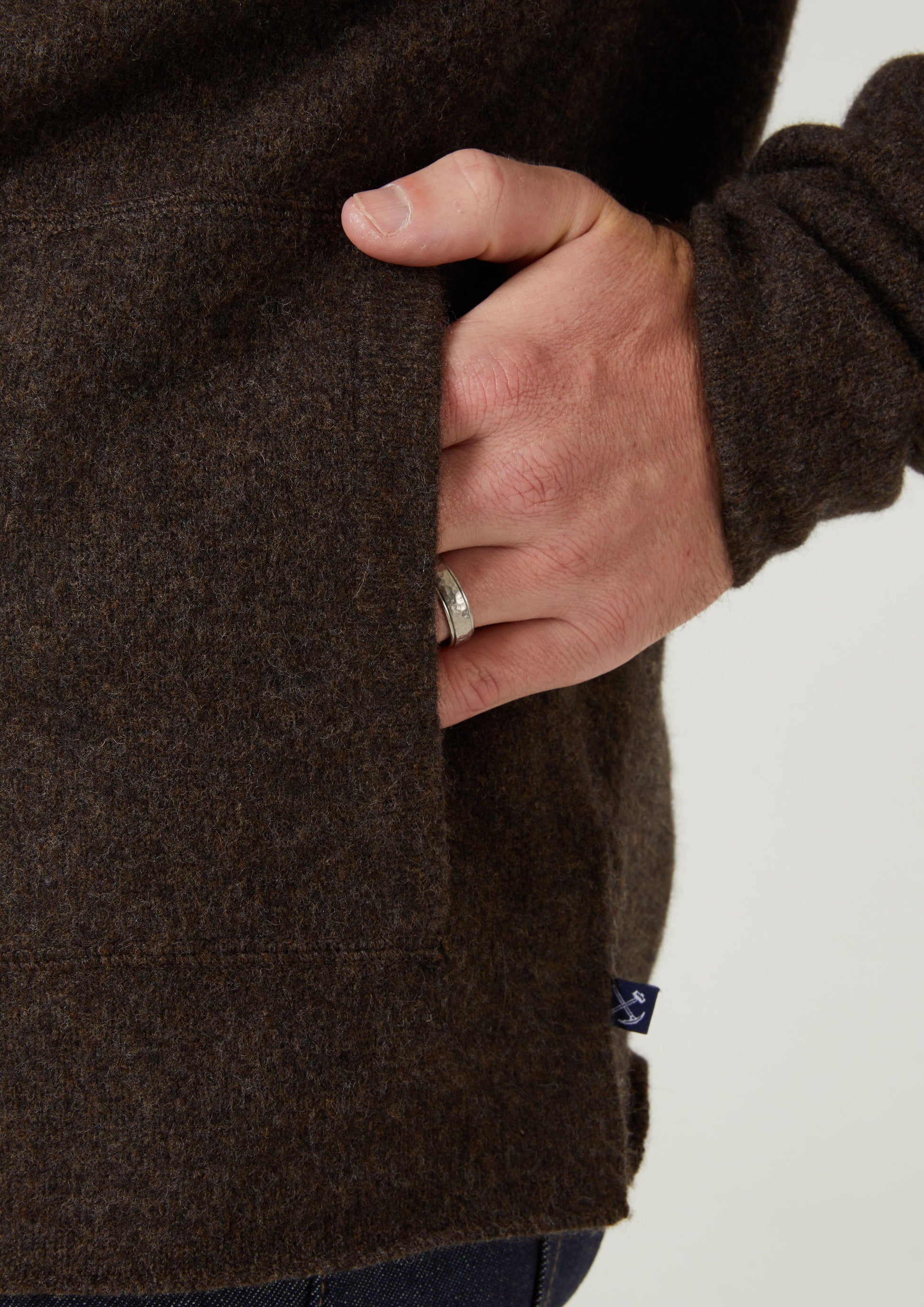 Ferndale Men's Knitted Lambswool Shirt In Cocoa