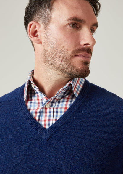 Kilsyth Men's Lambswool Jumper in Indigo