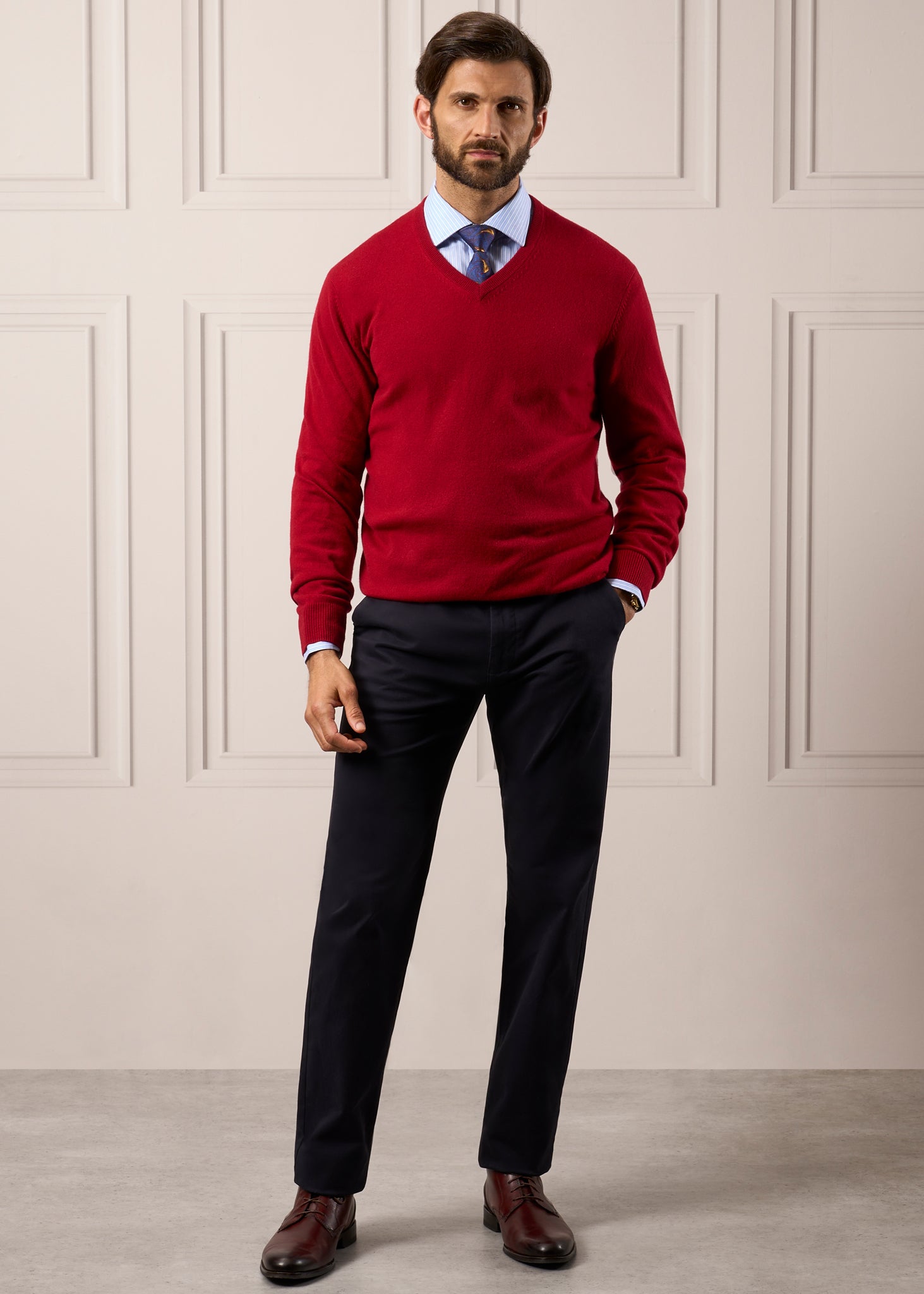 Haddington Cashmere Jumper in Ruby – Alan Paine