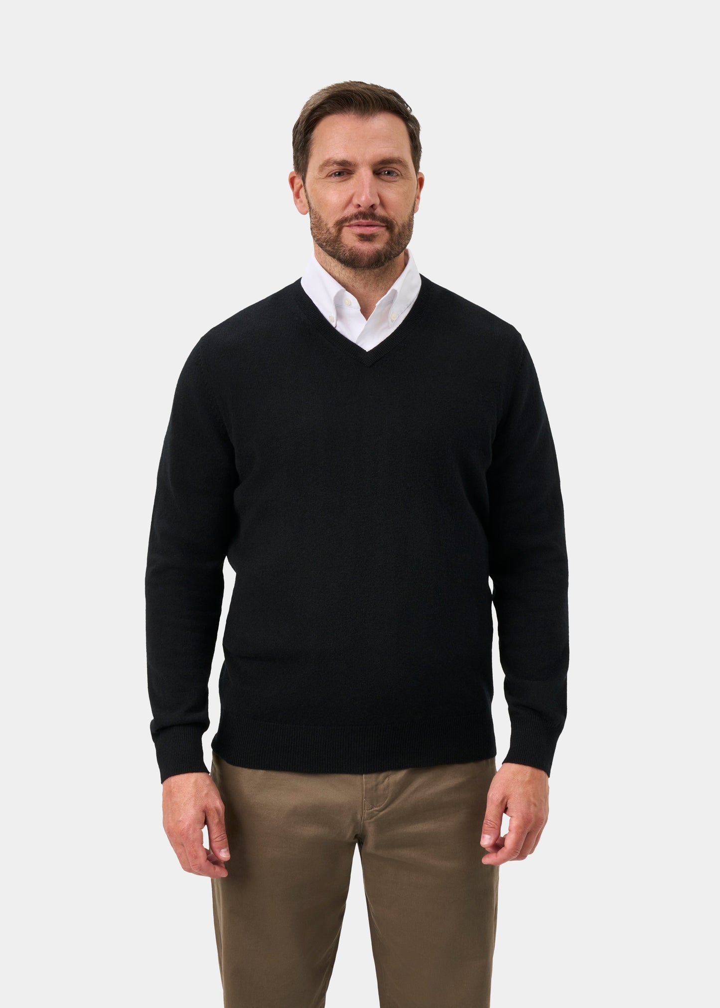 Haddington Cashmere Jumper in Black - Regular Fit