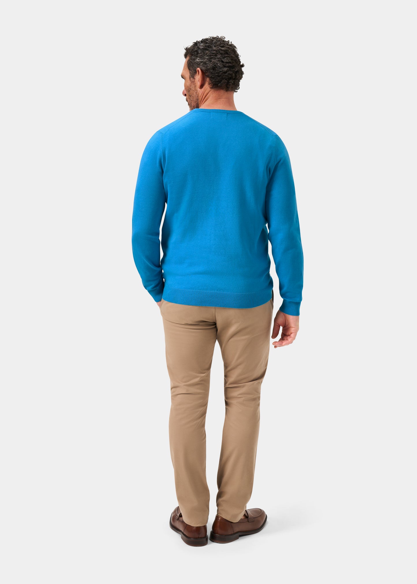 Men's Cotton Cashmere Vee Neck Jumper in Blue