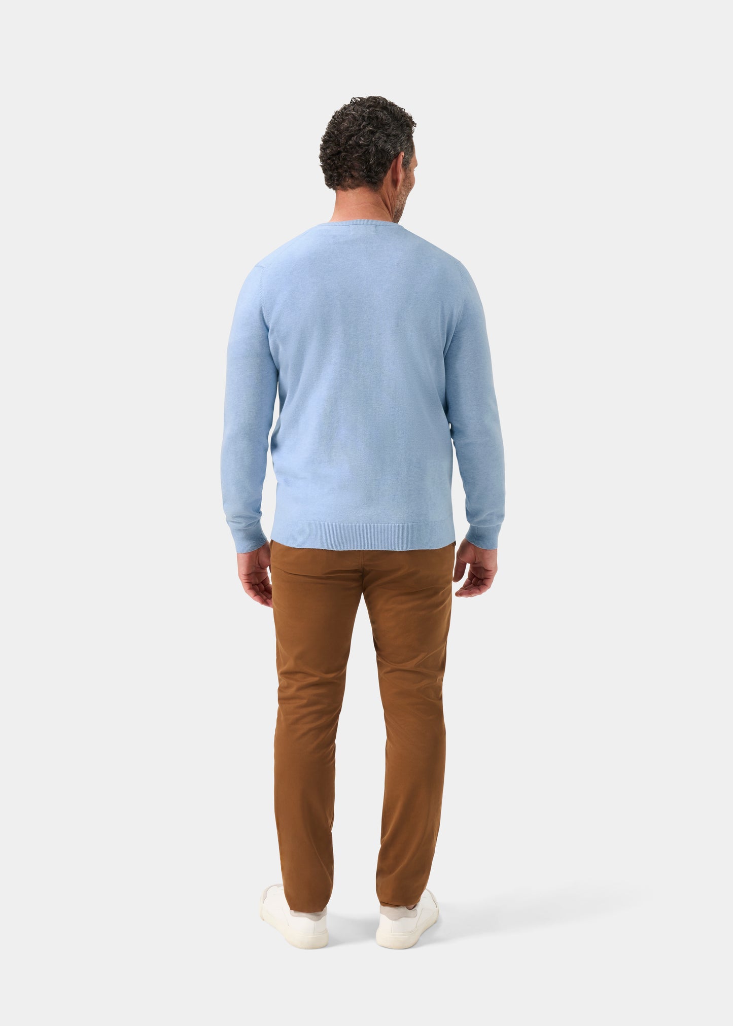 Men's Cotton Cashmere Vee Neck Jumper in Light Blue