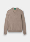 Men's Geelong Wool Vee Neck Jumper in Mushroom