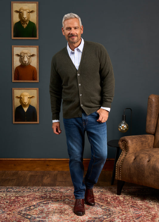 Mens-Lambswool-Cardigan-Dark-Green