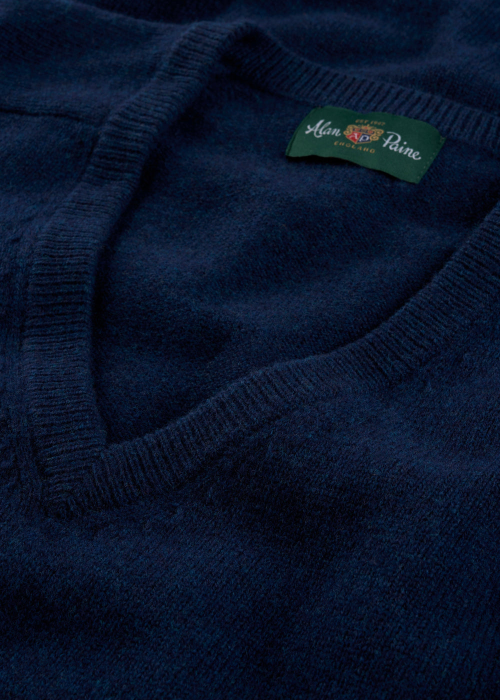 Men's Lambswool Vee Neck Jumper in Indigo