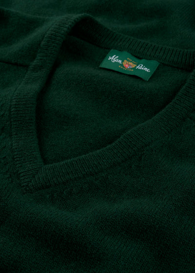 Men's Lambswool Vee Neck Jumper in Tartan Green