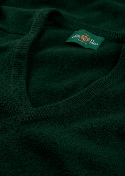 Men's Lambswool Vee Neck Jumper in Tartan Green