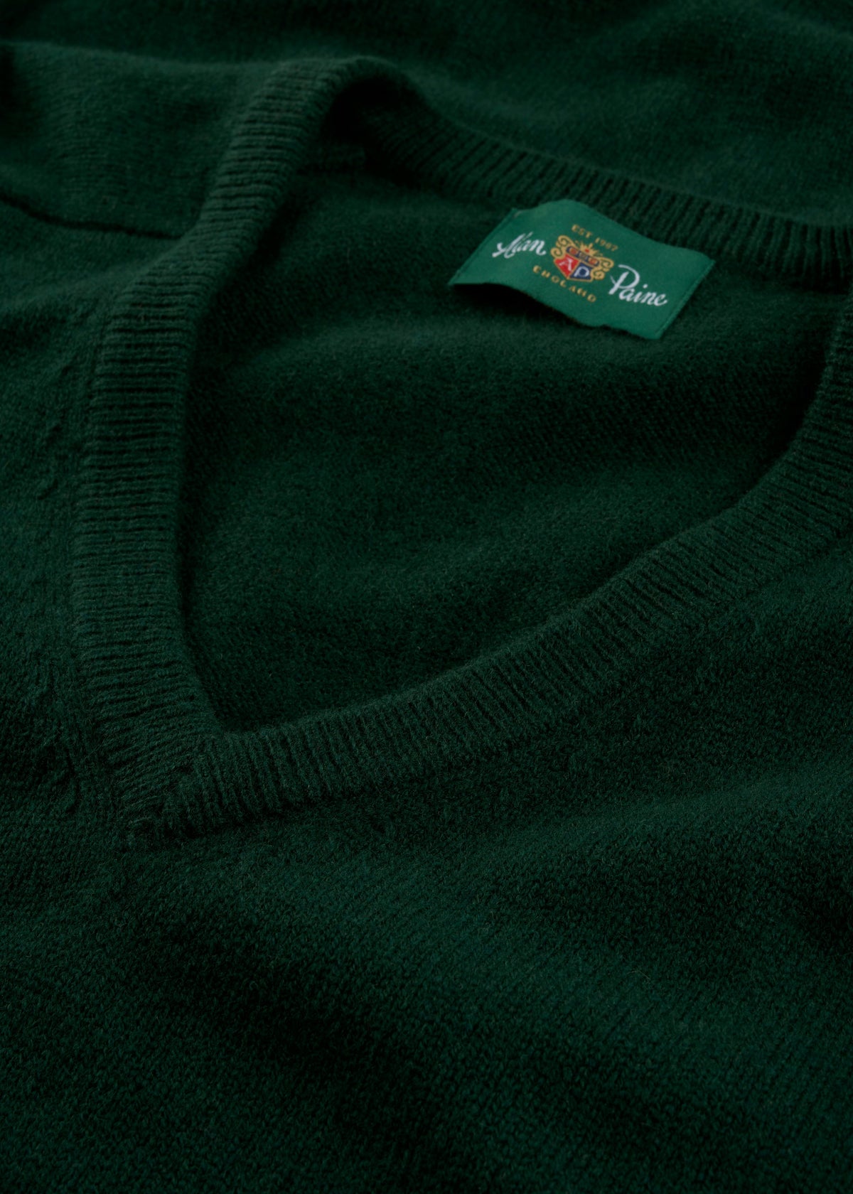 Men's Lambswool Vee Neck Jumper in Tartan Green