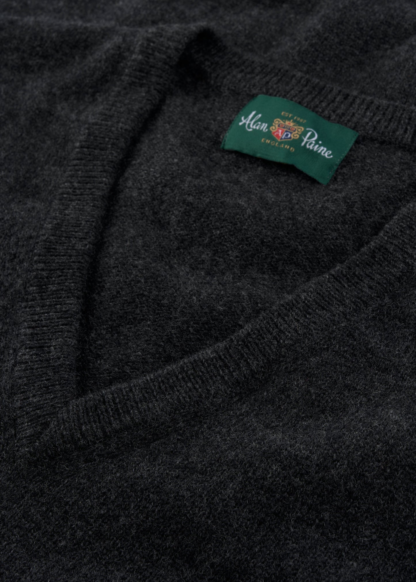 Men's Lambswool Slipover Vee Neck Jumper in Charcoal