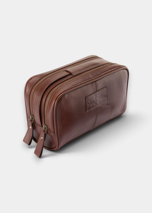 Mens Leather Wash Bag In Oak