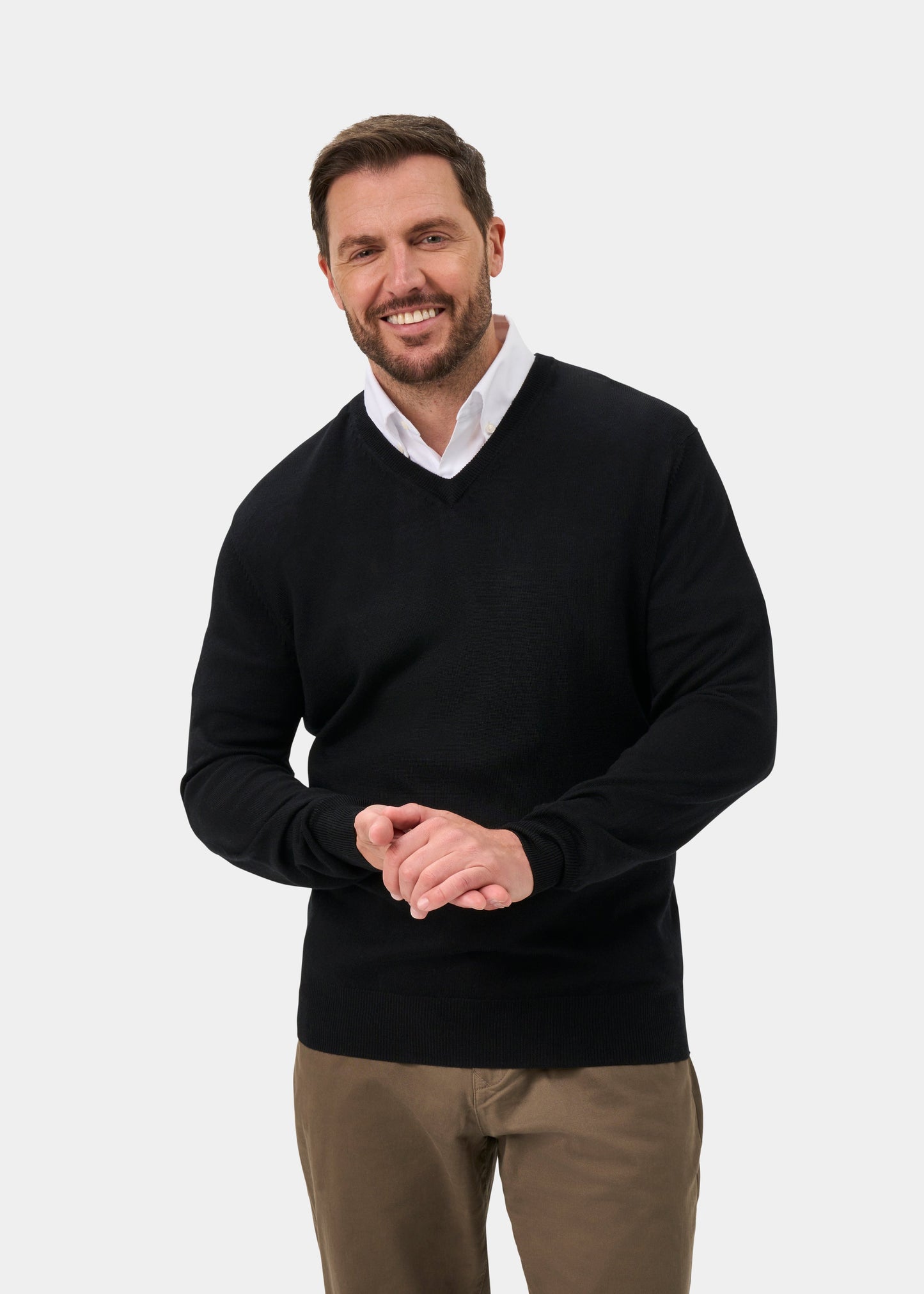 Millbreck Men's Merino Wool Jumper in Black - Regular Fit
