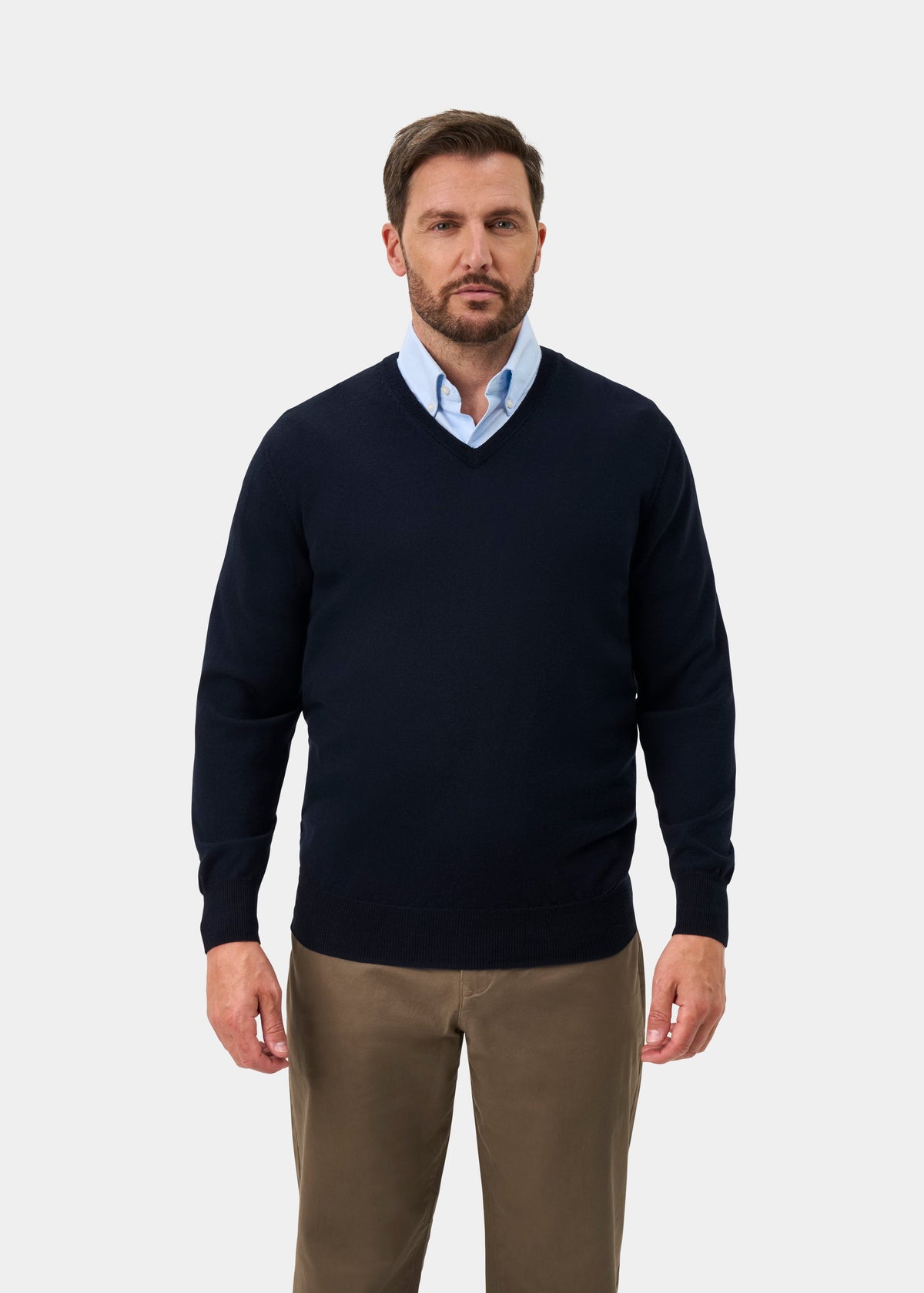 Millbreck Merino Wool Vee Neck Jumper In Dark Navy - Regular Fit