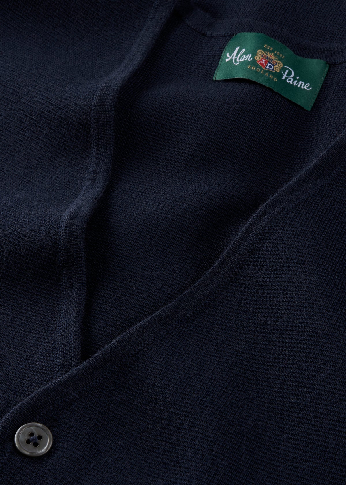 Men's merino wool tailored waistcoat in Dark Navy