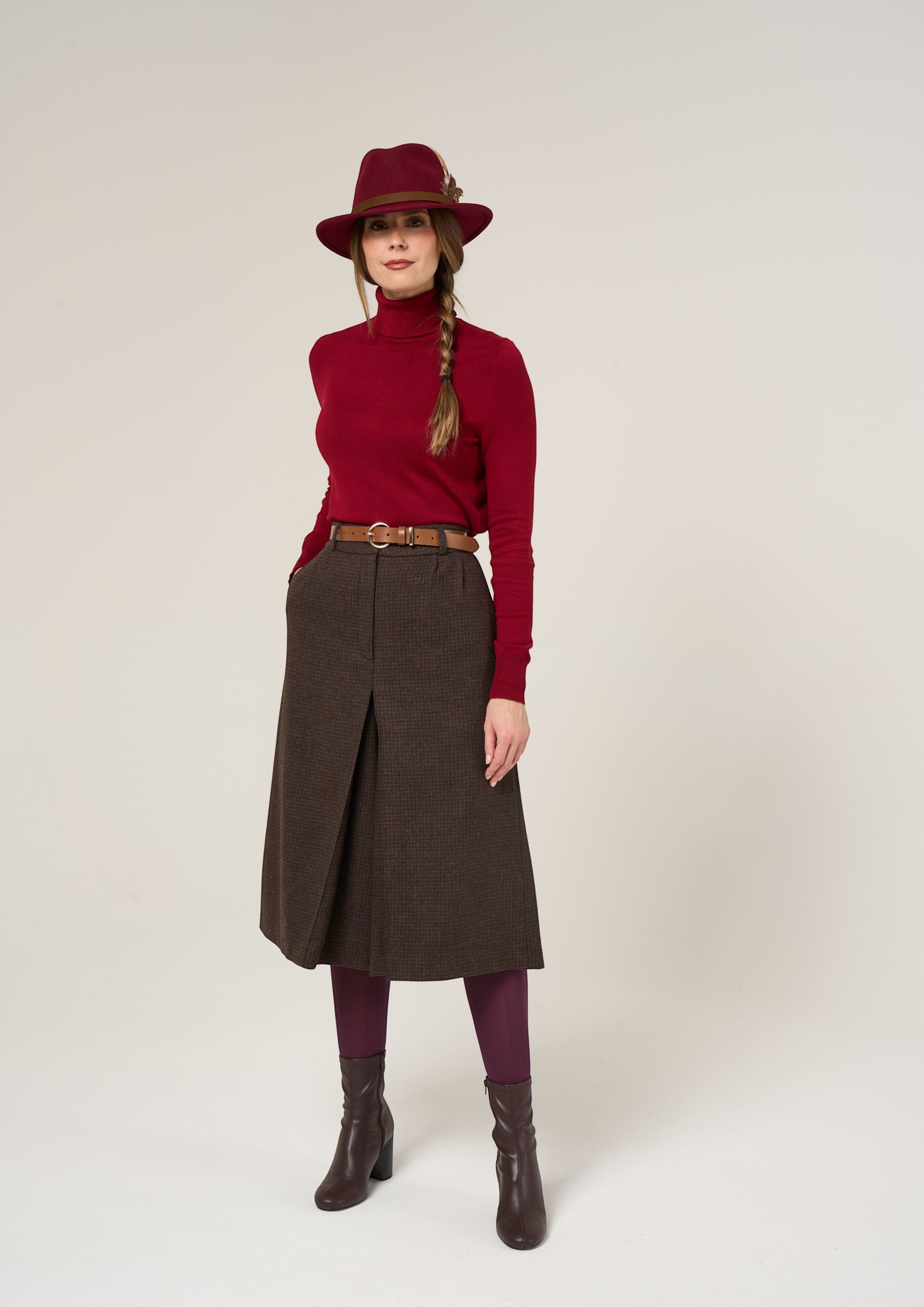 Surrey Ladies Tweed Water Repellent Culottes in Bramble - Regular