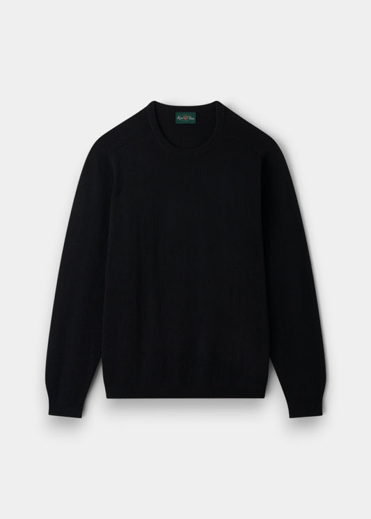 Alan Paine Dorset men's black crew neck jumper in soft lambswool with a classic fit and saddle shoulder detailing.