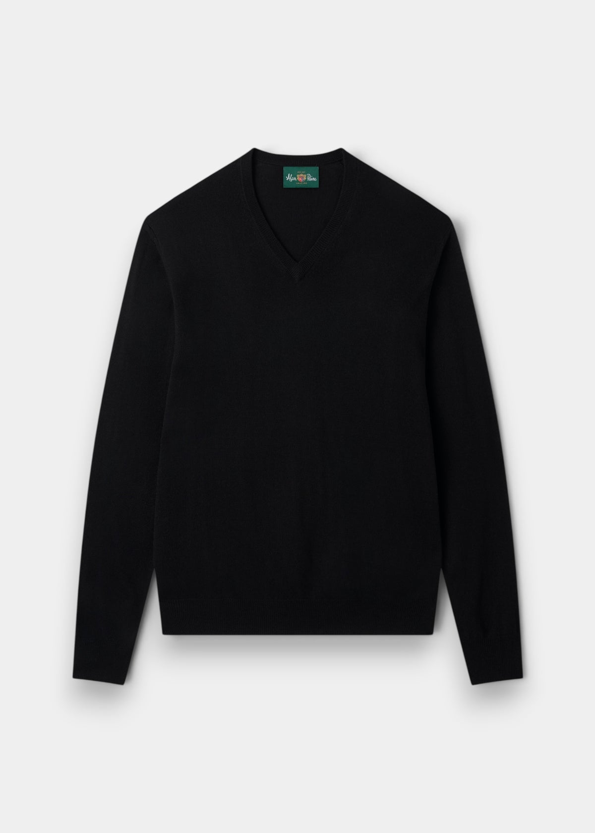 Alan Paine black V-neck jumper in fine Italian merino wool with ribbed hem and cuffs in a regular fit.