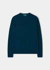 Alan Paine Haddington v-neck jumper in bottle blue, crafted from 100% cashmere with ribbed hem and cuffs.