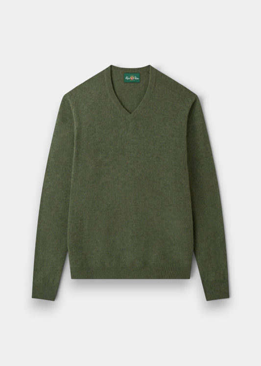 Alan Paine Hampshire lambswool V-neck jumper in landscape green with a classic fit and ribbed cuffs and hem.