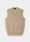 Alan Paine Norfolk men's linen-coloured lambswool V-neck slipover with a classic fit and ribbed hem.
