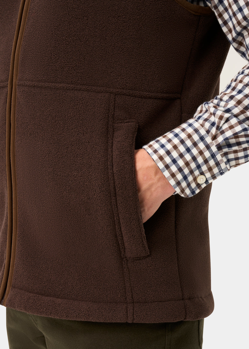 Aylsham Men's Fleece Gilet In Bark - Regular Fit