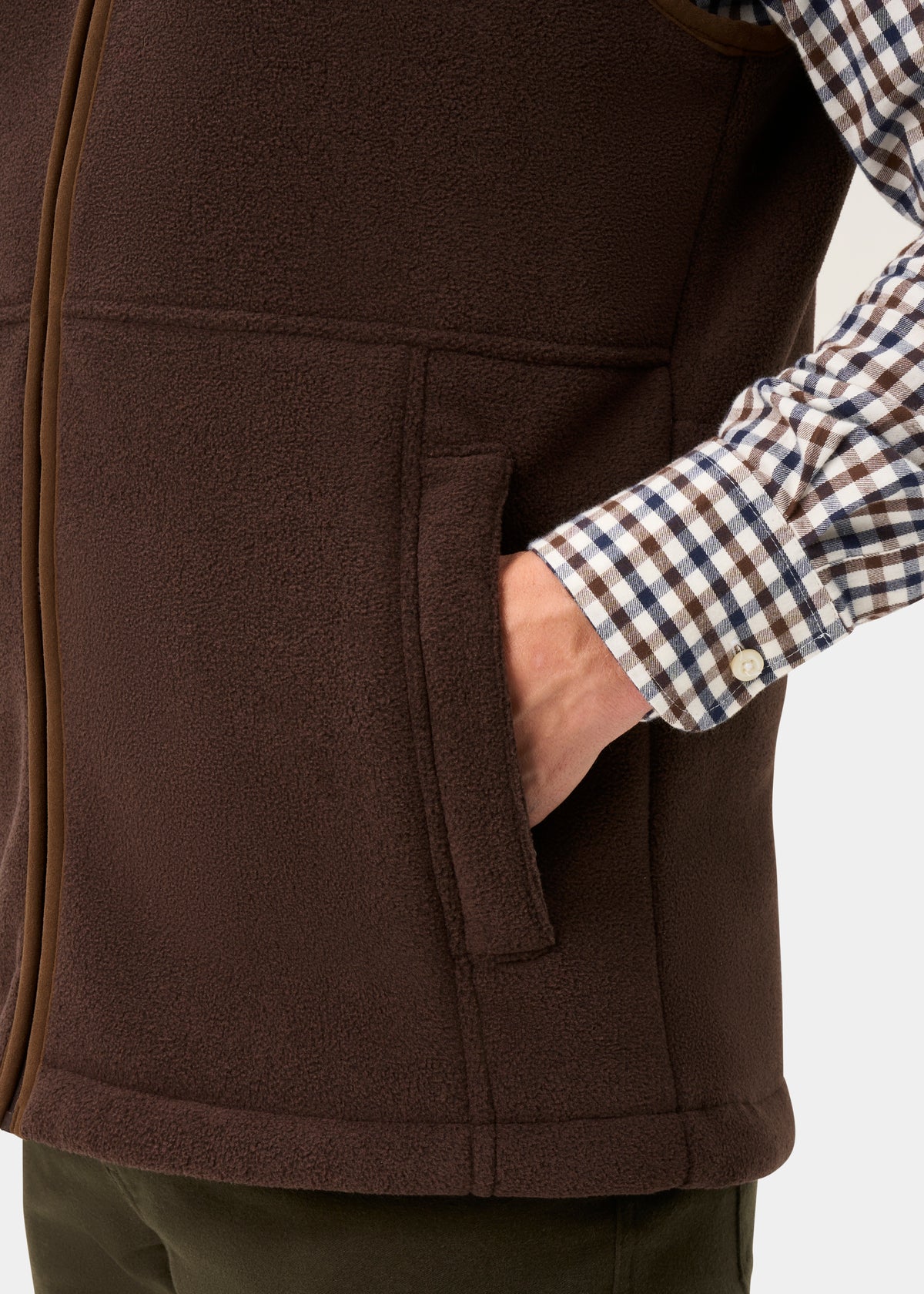 Aylsham Men's Fleece Gilet In Bark - Regular Fit