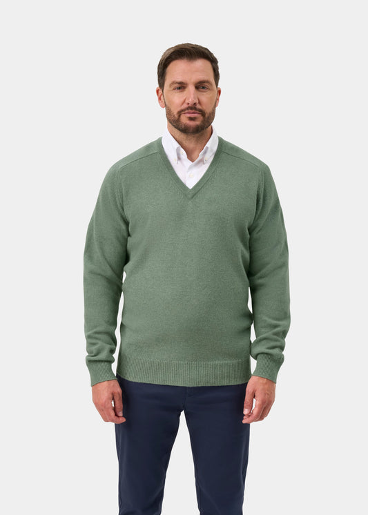 Hampshire Lambswool V-Neck Jumper In Mojito - Classic Fit