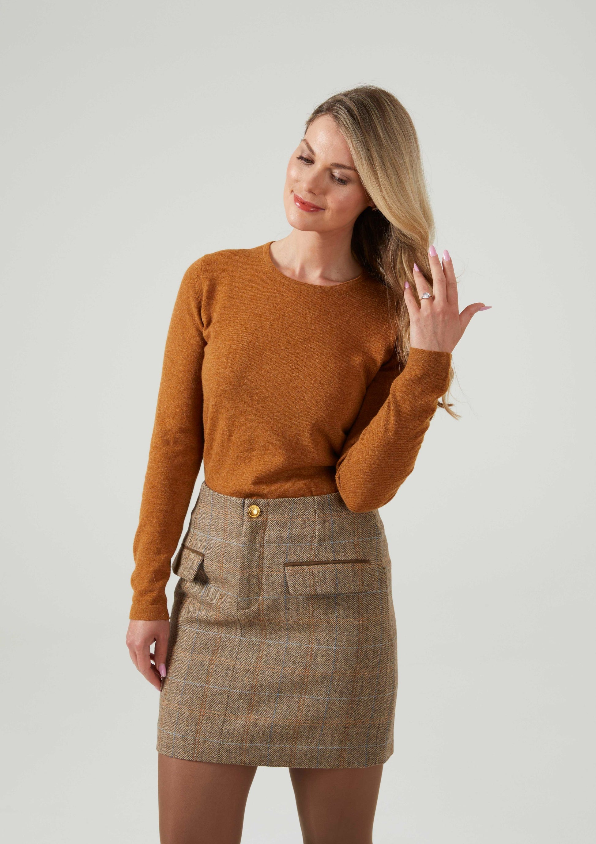 Surrey Ladies Tweed Skirt In Hazelwood