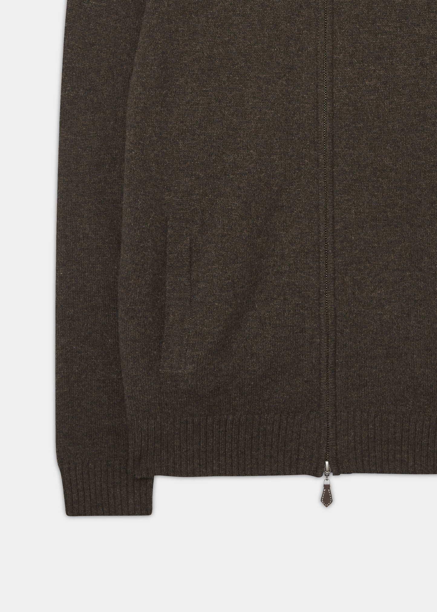 Ballater Lambswool Zipped Jumper in Cocoa 