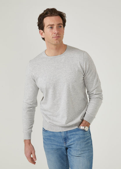 Luxury cotton crew neck jumper in dove.
