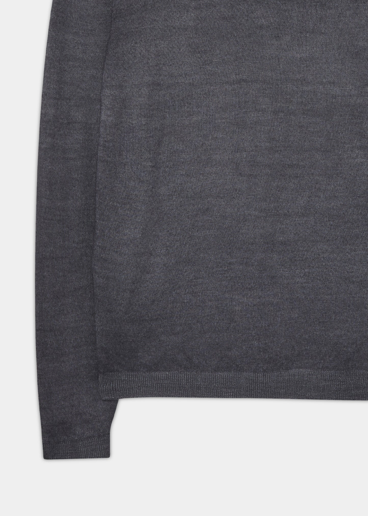 Oldstead Faded Dye Merino V Neck Jumper In Lead