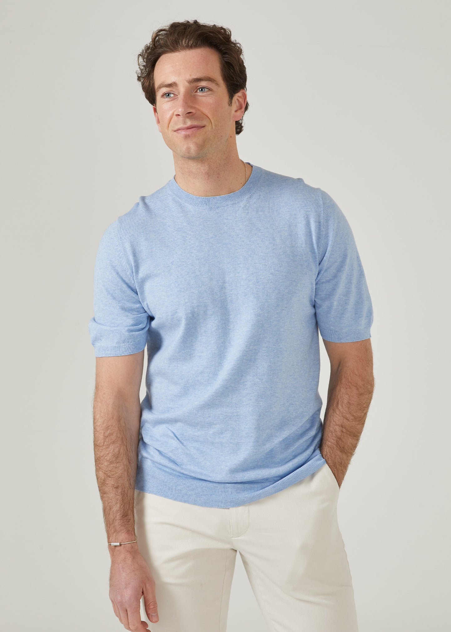 luxury cotton t-shirt with short sleeves in light blue.
