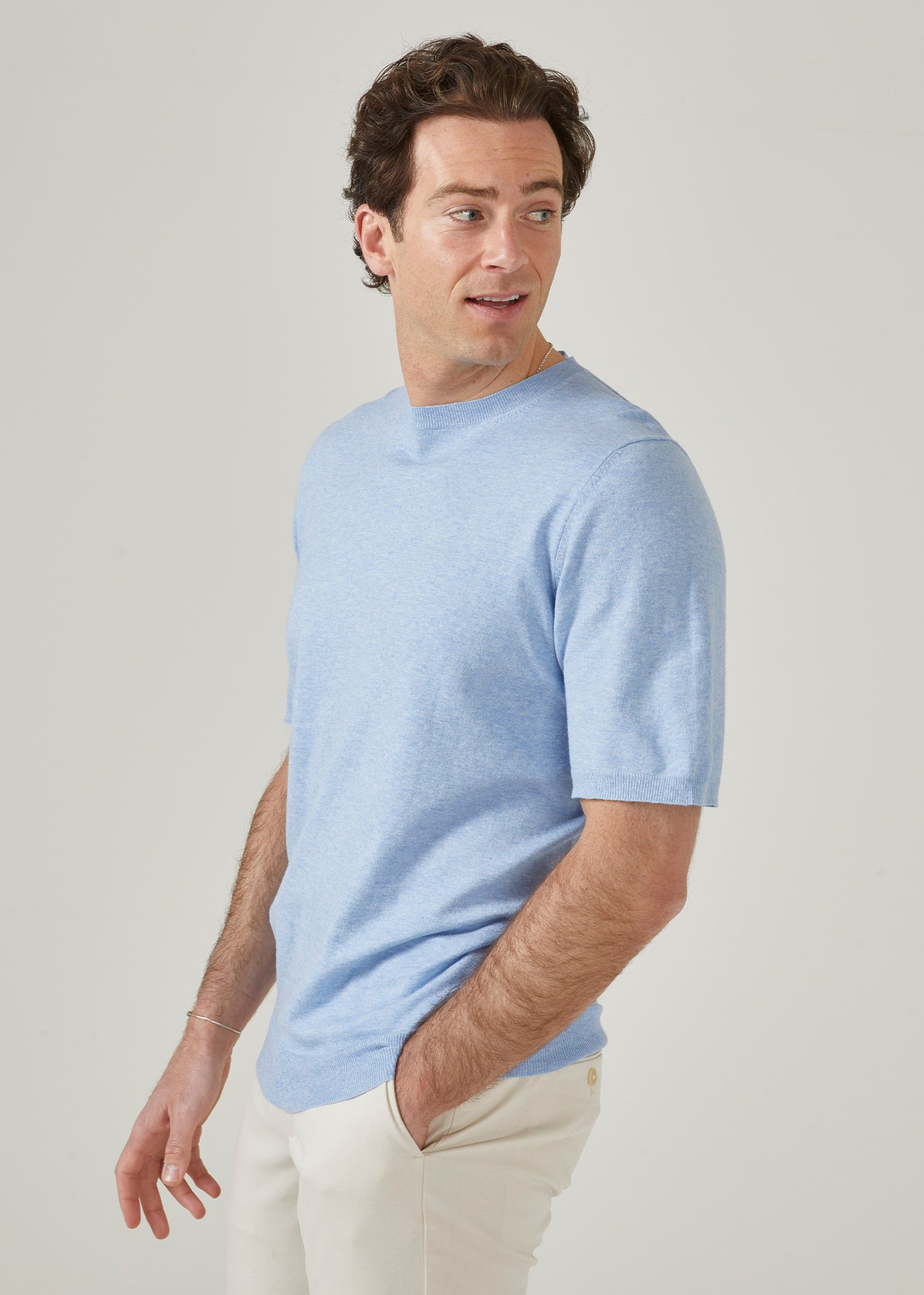 luxury cotton t-shirt with short sleeves in light blue.